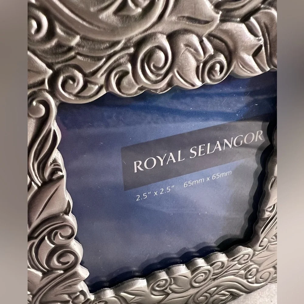 Royal Selangor pewter Picture Frame